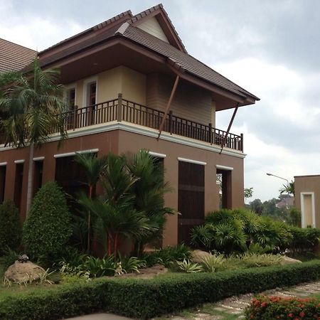 Huaymuang Apartment Ubon Ratchathani Exterior photo